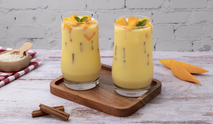 Agua de Horchata con Mango