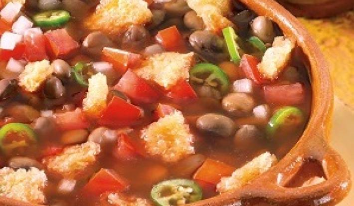 Frijoles charros