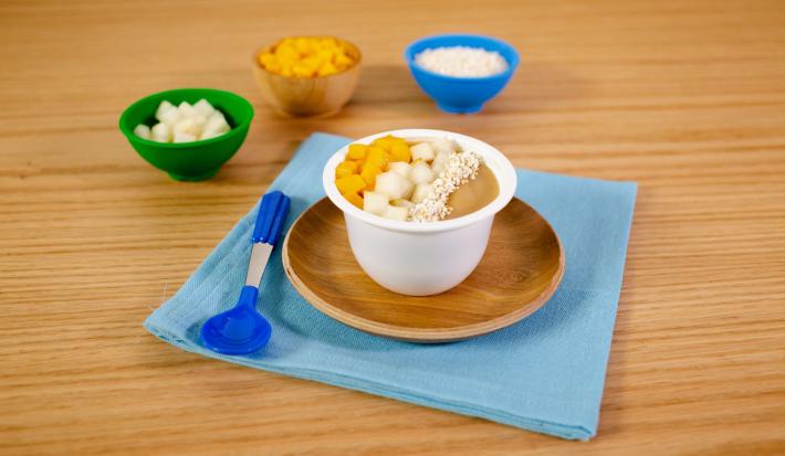 Tazoncito de fruta con yogurt