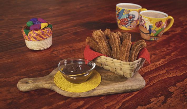 Churros con crema de chocolate Churros con crema de chocolate