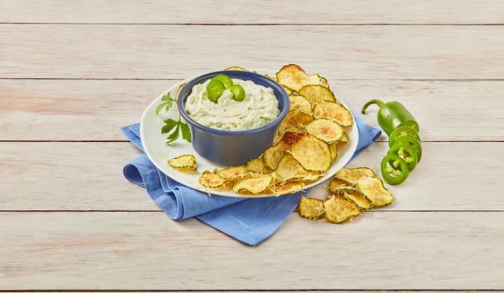 Chips de calabaza con dip de jalapeño