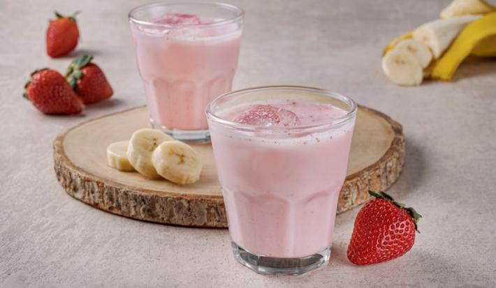 Agua de Fresa y Plátano