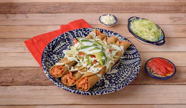Flautas de Tinga de Pollo