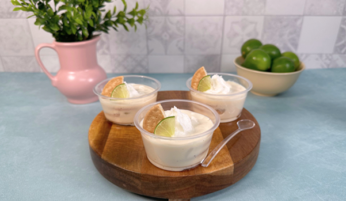 Carlota de Limón Deslactosada en Vasito Carlota de Limón Deslactosada en Vasito