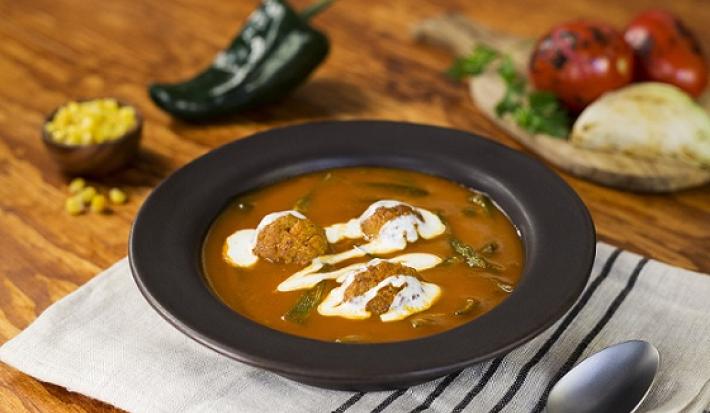Sopa de res con chile poblano Sopa de res con chile poblano