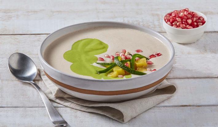 Crema de nogada con chile poblano Crema de nogada con chile poblano