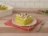 Pastel Azteca con Salsa Suiza