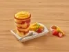 Frappé de mango con salsa de fresa