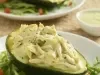 AGUACATE RELLENO DE POLLO