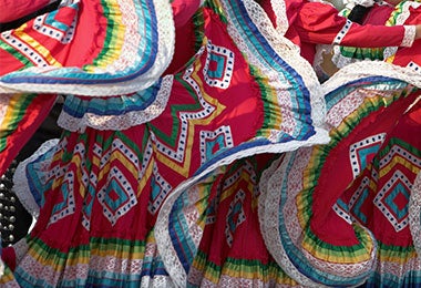 Vestidos Mexicanos.